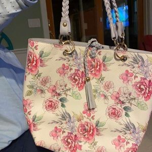 Floral pocketbook and wallet